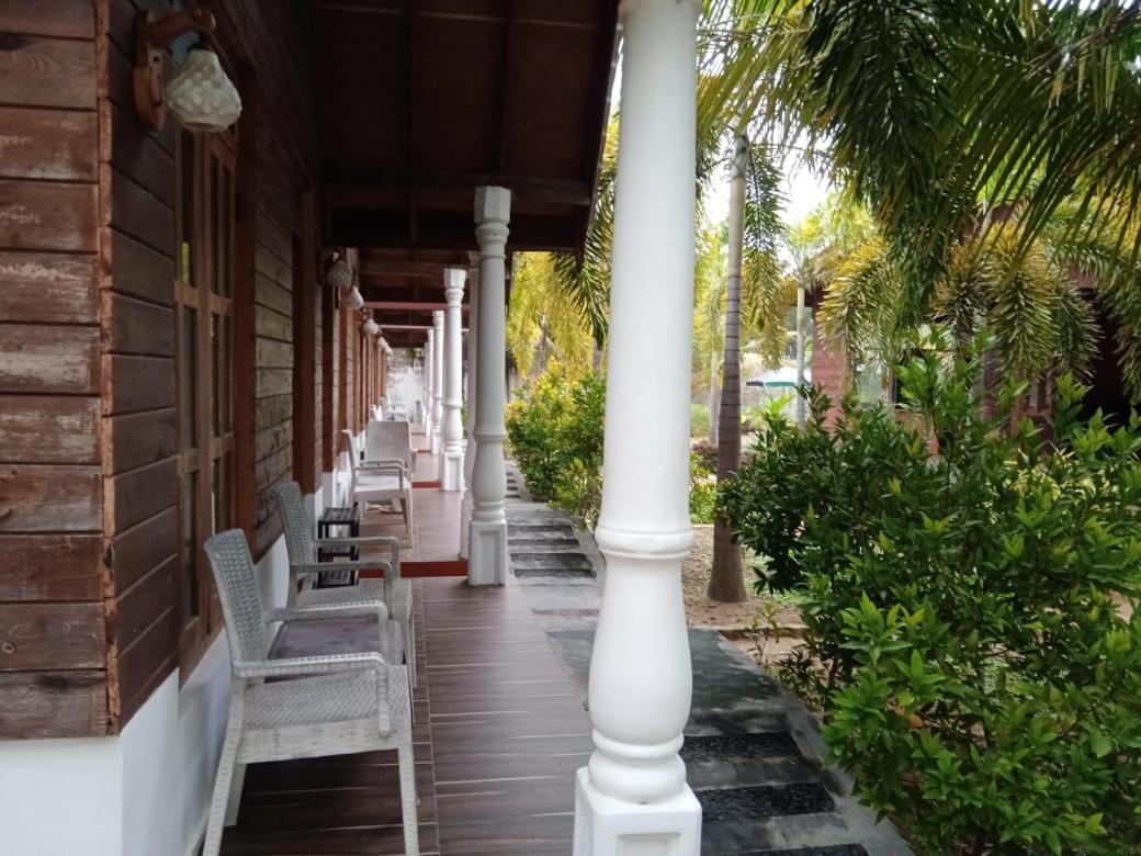 Elegant Green Beach Resort Trincomalee Exterior foto