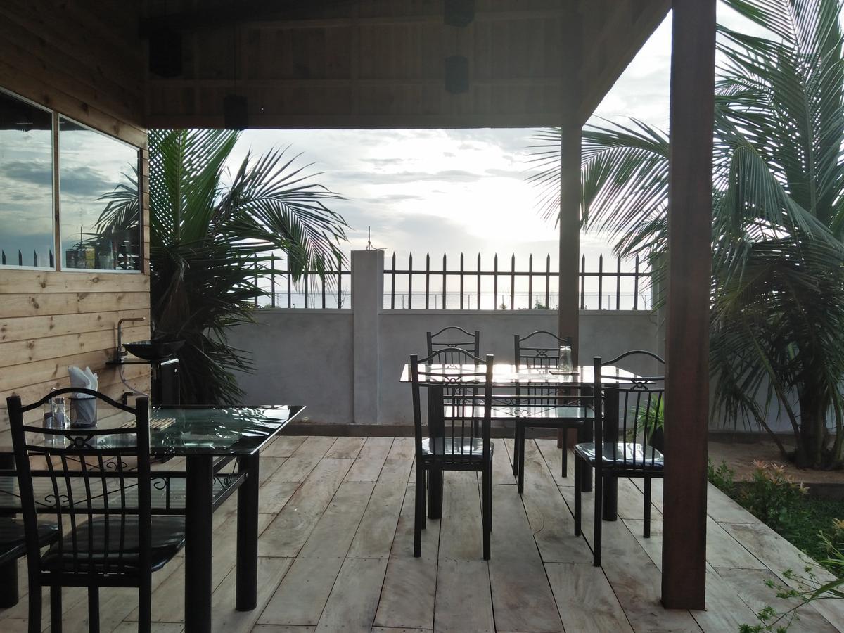 Elegant Green Beach Resort Trincomalee Exterior foto